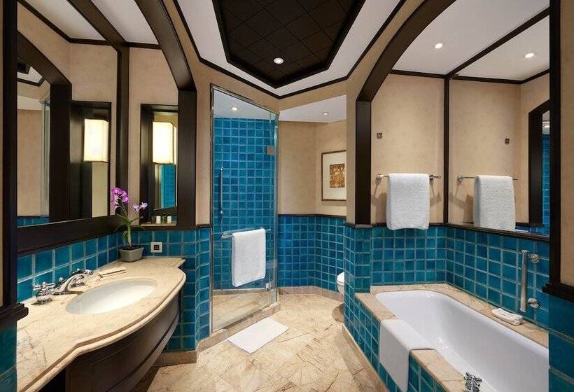 سوییت خانوادگی, Sheraton Grande Sukhumvit, A Luxury Collection Hotel, Bangkok