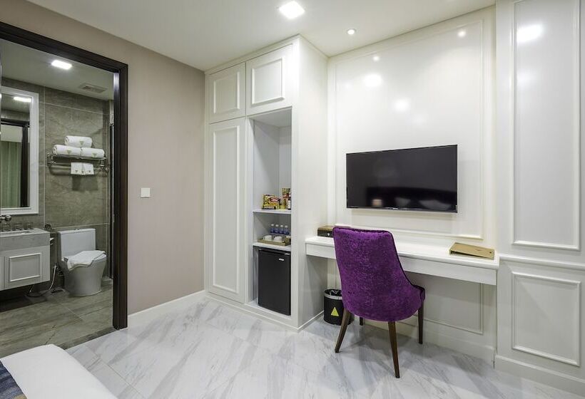 اتاق لوکس, Vinny Boutique