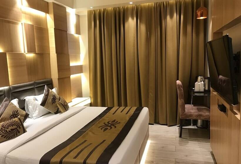اتاق سوپریور, Jrd Pride Business