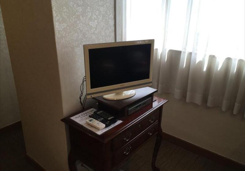Номер Стандарт Трехместный, Sunrise Hotel Okinawa