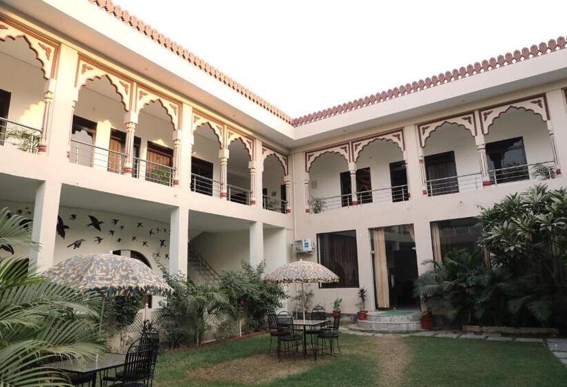 디럭스 룸, Ranthambore Resort
