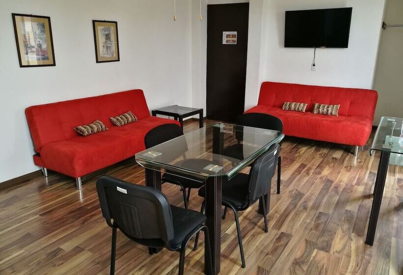 Quarto Quádruplo Economy, Delf Inn