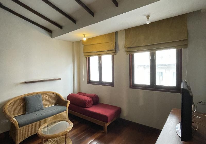 Quarto Quádruplo Economy, Delf Inn