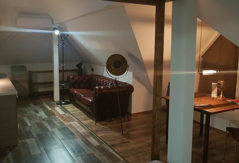 اتاق استاندارد, Sunrise Apartmanház