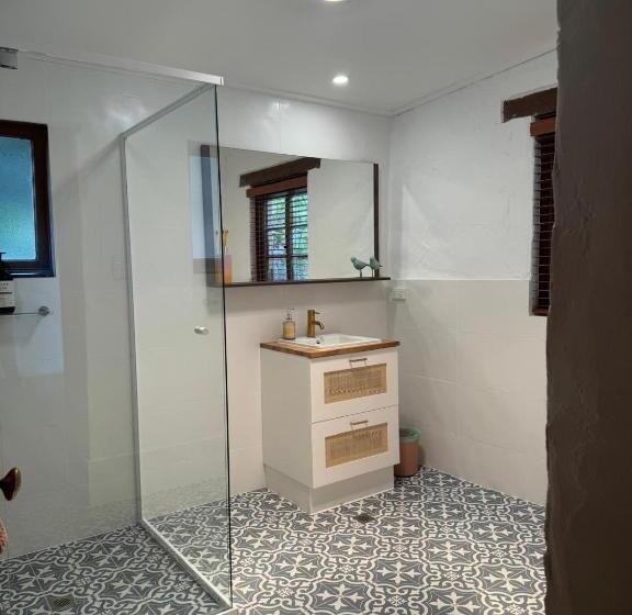 Номер Стандарт, Auburn Garden Suites