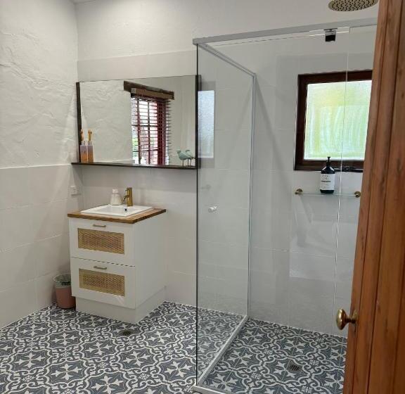 Люкс, Auburn Garden Suites