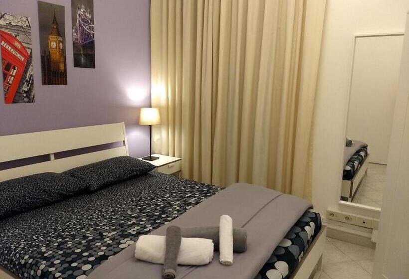 اتاق اکونومی با حمام مشترک, Amoraroma