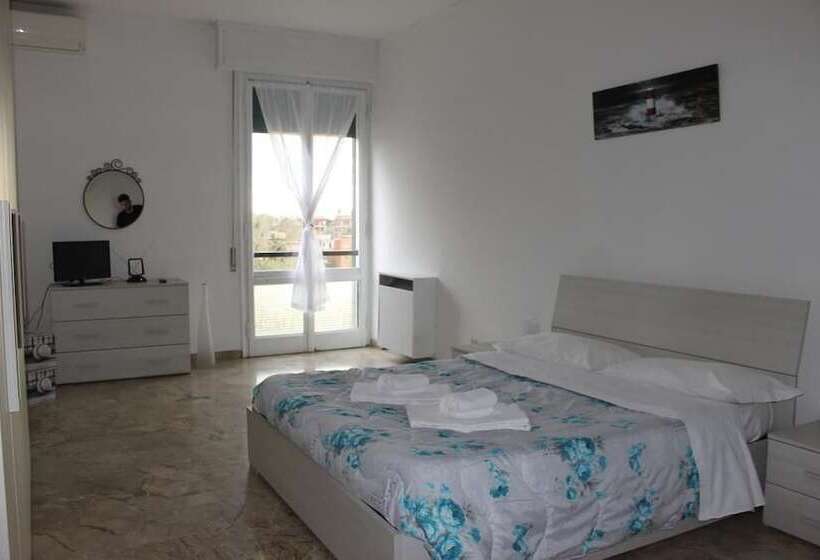 اتاق استاندارد با سرویس بهداشتی مشترک, Myroom Centerstation Bologna