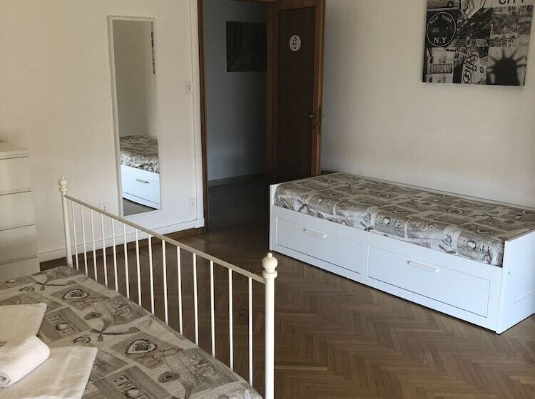 اتاق استاندارد چهار تخته, Myroom Centerstation Bologna