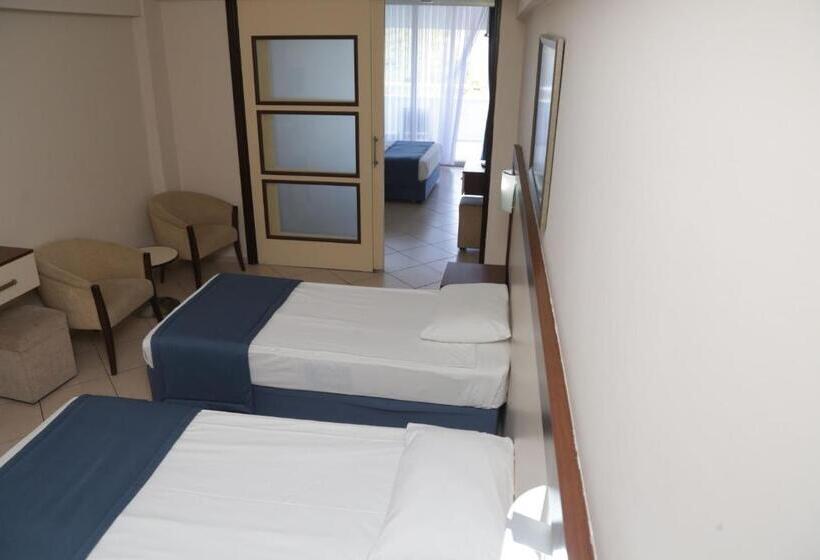 Семейный Номер, Batıhan Beach Resort & Spa