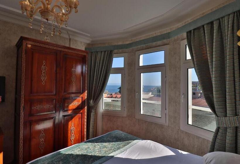 اتاق سوپریور خانوادگی با چشم‌انداز دریا, Blue House Hotel Old City   Sultanahmet