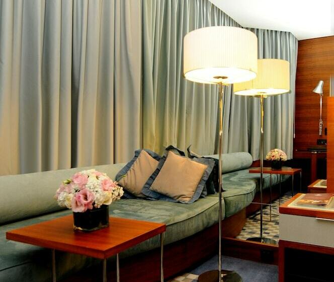 اتاق لوکس با چشم‌انداز دریا, Sheraton Istanbul Ataköy