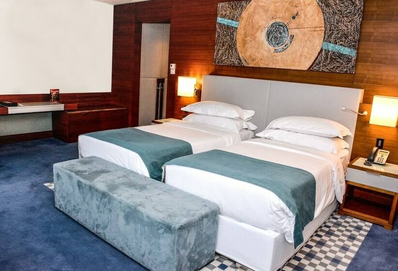 اتاق پرمیوم با چشم‌انداز دریا, Sheraton Istanbul Ataköy
