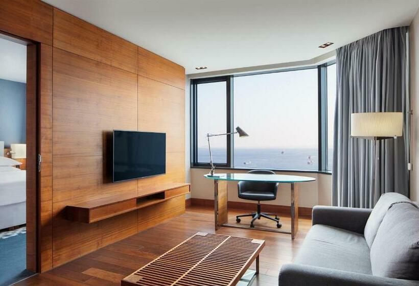 سوئیت کلوب با چشم‌انداز دریا, Sheraton Istanbul Ataköy