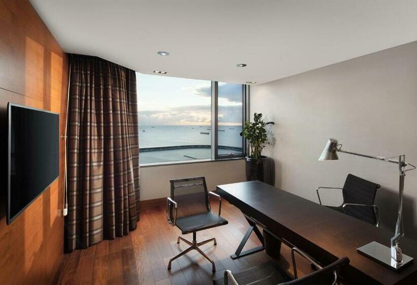 سوئیت اجرایی با چشم‌انداز دریا, Sheraton Istanbul Ataköy