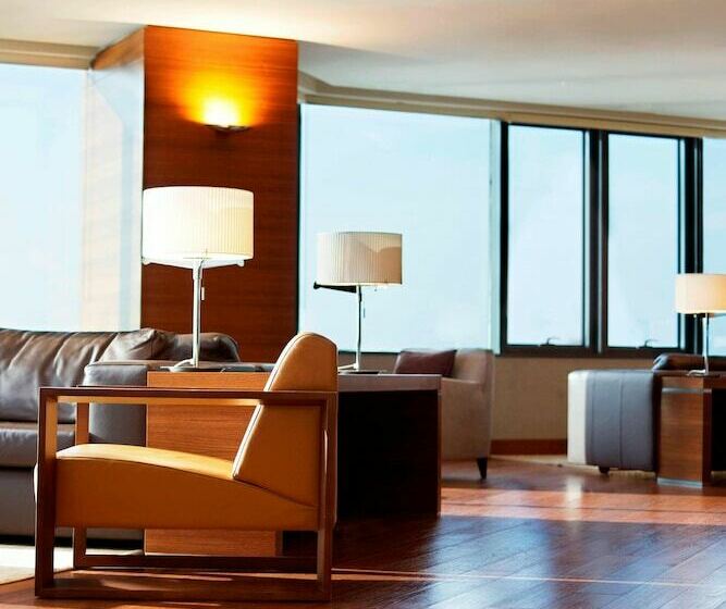 سوئیت اجرایی با چشم‌انداز دریا, Sheraton Istanbul Ataköy