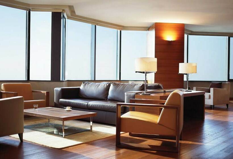 سوئیت اجرایی با چشم‌انداز دریا, Sheraton Istanbul Ataköy