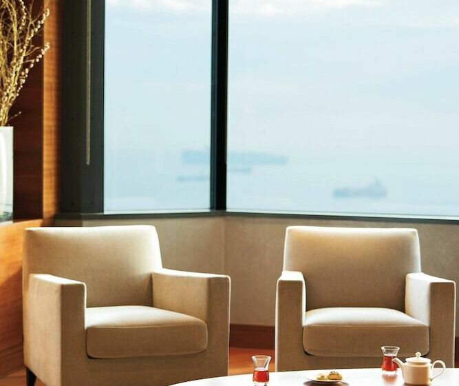سوئیت اجرایی با چشم‌انداز دریا, Sheraton Istanbul Ataköy