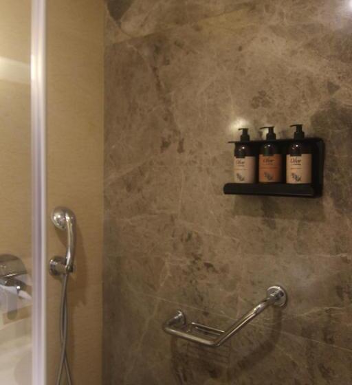 اتاق استاندارد سه نفره, Riva Hotel Taksim