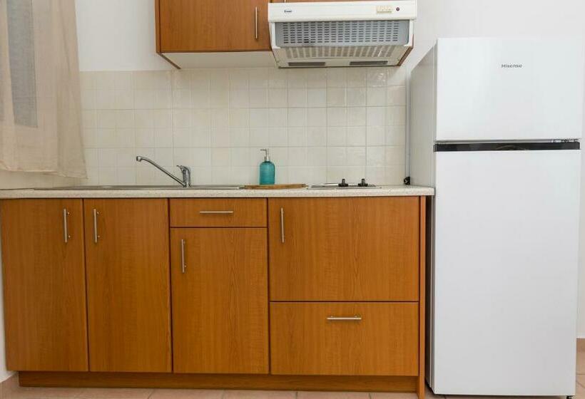 חדר משפחתי, Melidron Hotel & Suites
