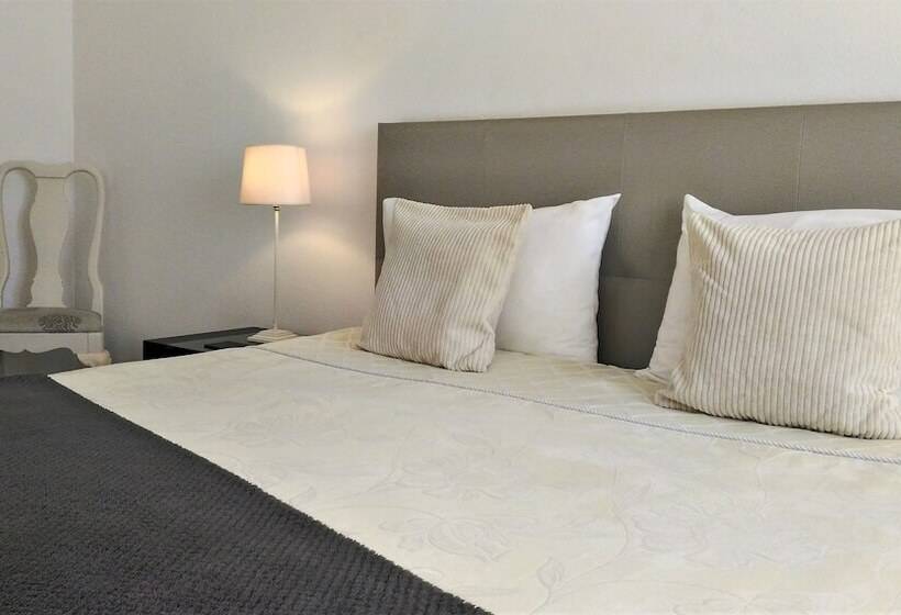 اتاق استاندارد, Suites Inn Lagos