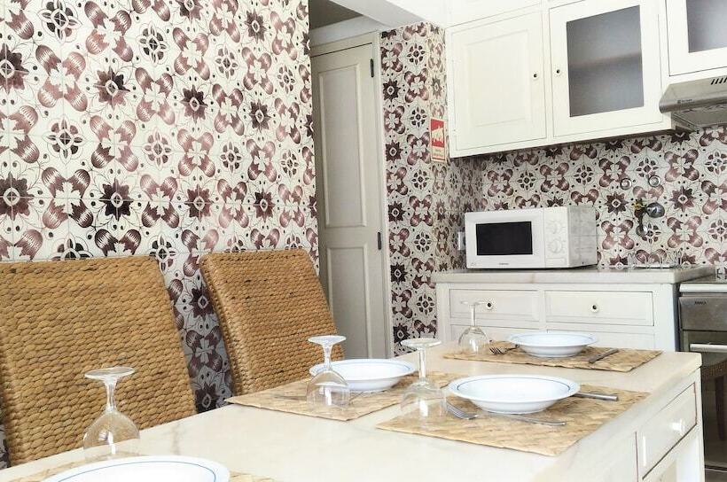 آپارتمان 1 خوابه با تراس, Suites Inn Lagos