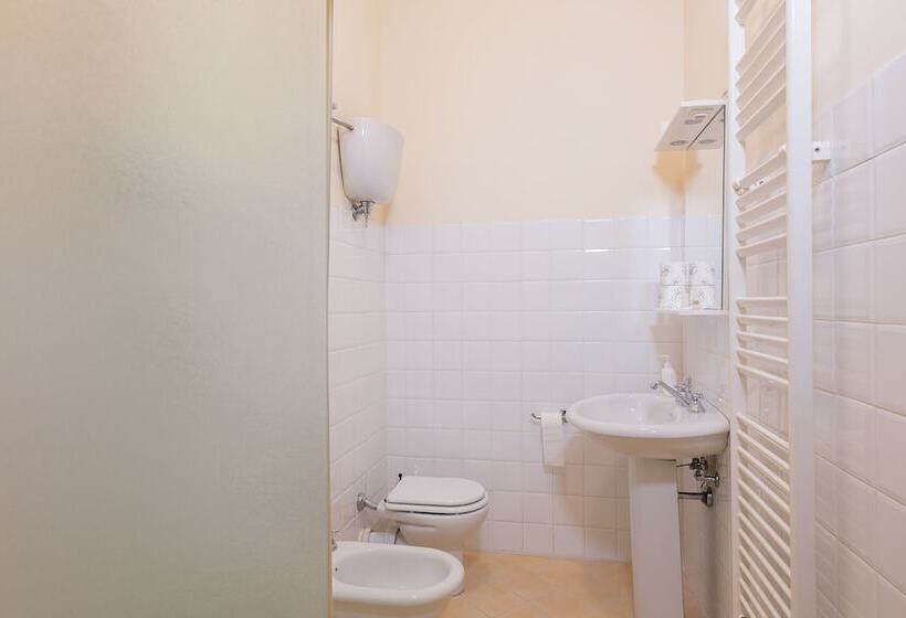 اتاق استاندارد سه نفره, B&b San Francesco