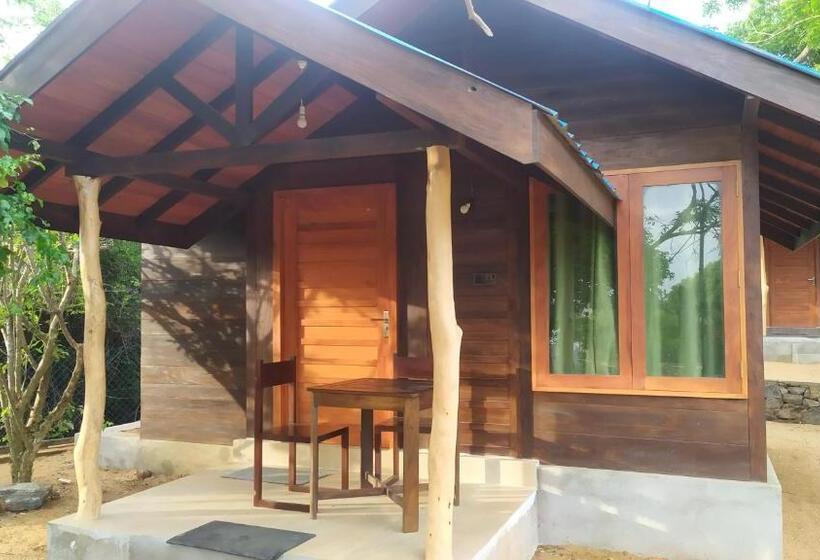 Номер Deluxe Вид на Море с Балконом, Yala Caravan Village