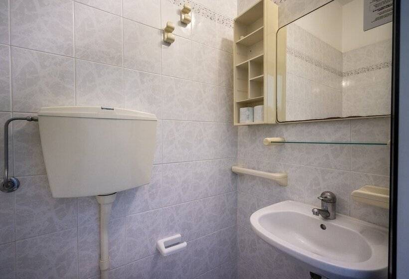 Номер Стандарт Трехместный, Mamy