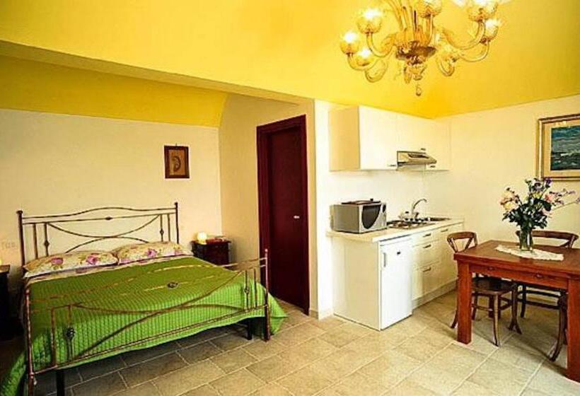 اتاق استاندارد با بالکن, Agriturismo Masseria Calongo