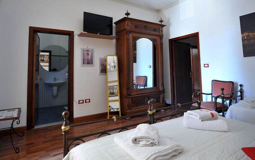 اتاق استاندارد سه نفره, Il Giardino Di Pietra