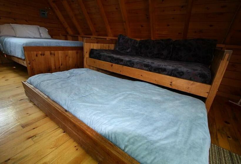 Шале 1 Спальня, Wilderness Tours Rafting Resort