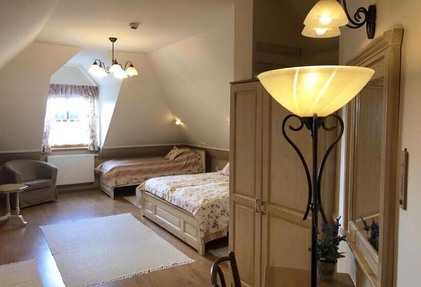 اتاق استاندارد چهار تخته, Rigótanya Relax & Wellness Panzió Bükfürdő