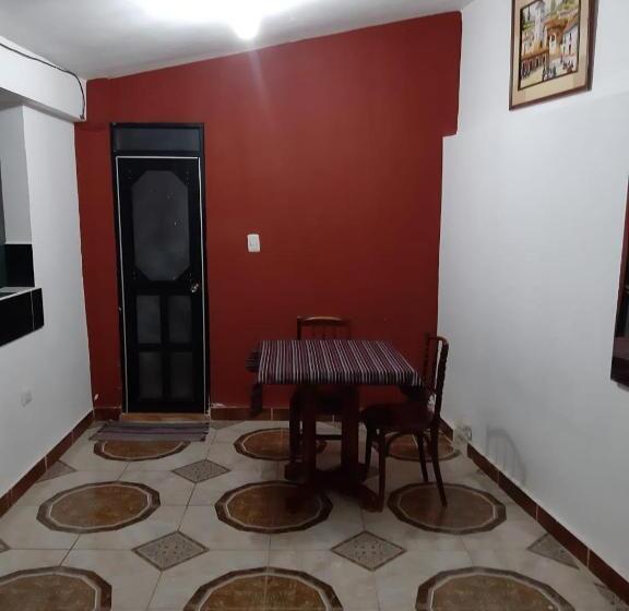 اتاق اکونومی, Hostal Ayllu