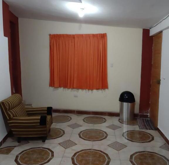 اتاق اکونومی, Hostal Ayllu