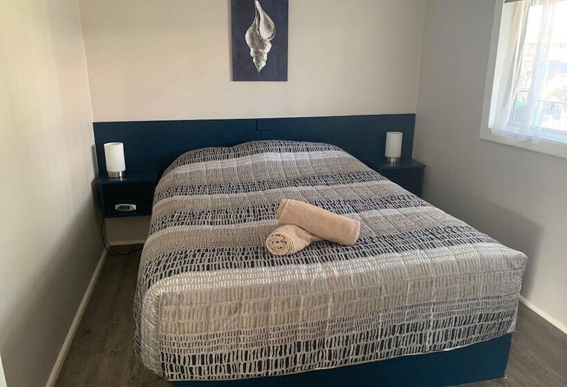 Апартаменты Comfort 2 Спальни, Laguna Lodge Holiday Units