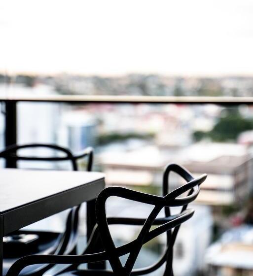 2 베드룸 이그제큐티브 아파트, Opera Apartments South Brisbane