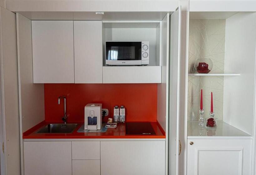 Апартаменты 1 Спальня, Suites & Apartments Liola