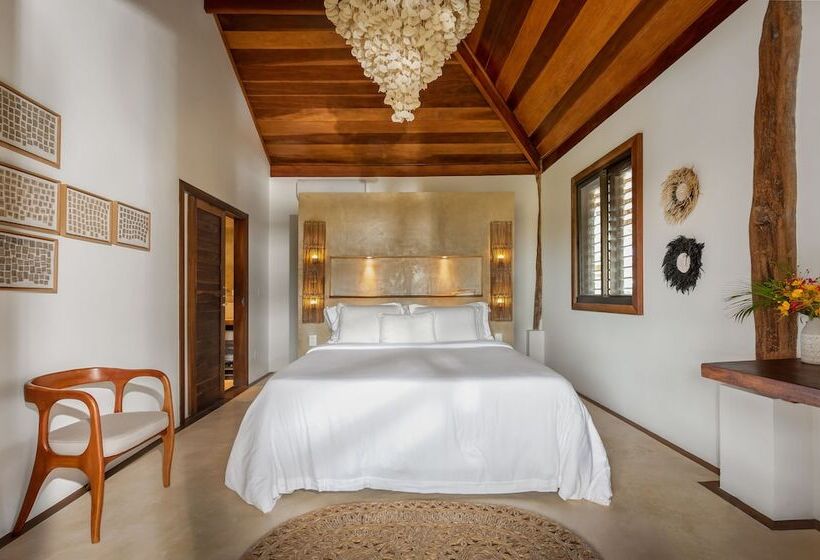 بنگله خانوادگی, Villa Jomael  La Villa Group