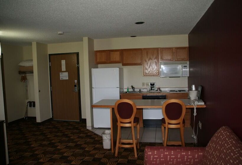 Люкс Премиум, Americinn By Wyndham Elkhorn Near Lake Geneva