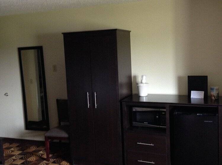 이그제큐티브 룸, Americinn By Wyndham Elkhorn Near Lake Geneva