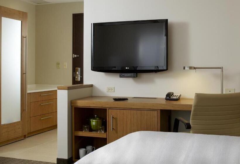 适合残疾人士使用的带超级大床的标准间, Hyatt Place Ontario/rancho Cucamonga