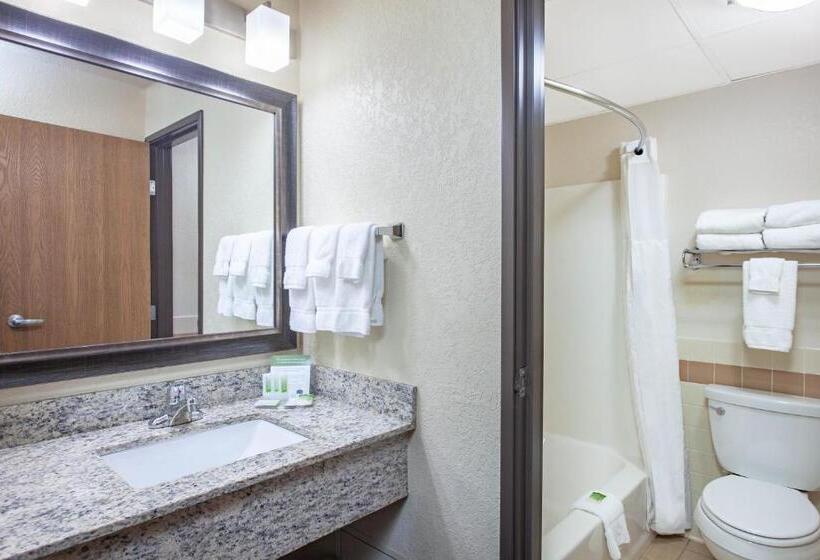Студио Стандарт Кровать Кинг, Americinn By Wyndham Mankato Event Center Near Msu