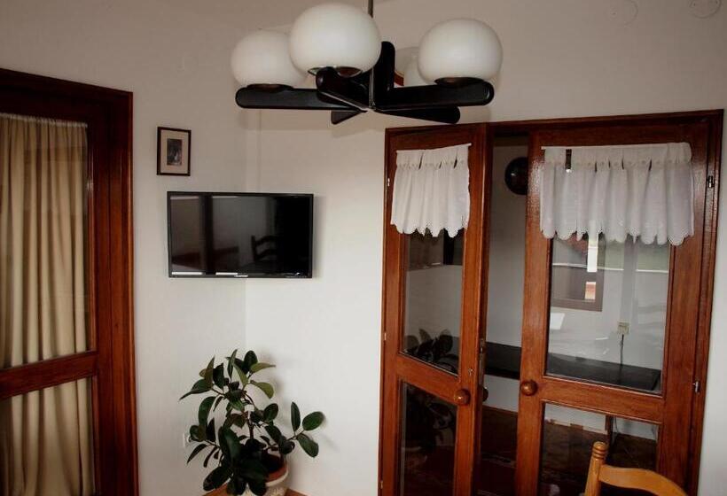 آپارتمان 1 خوابه, Ana Guest House