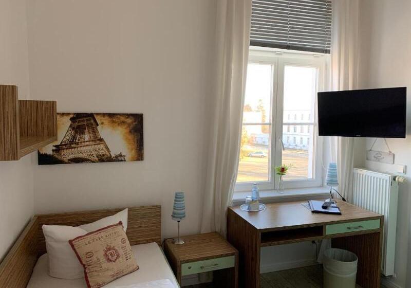 Номер Стандарт Индивидуальный, Parkhotel Putbus Superior International