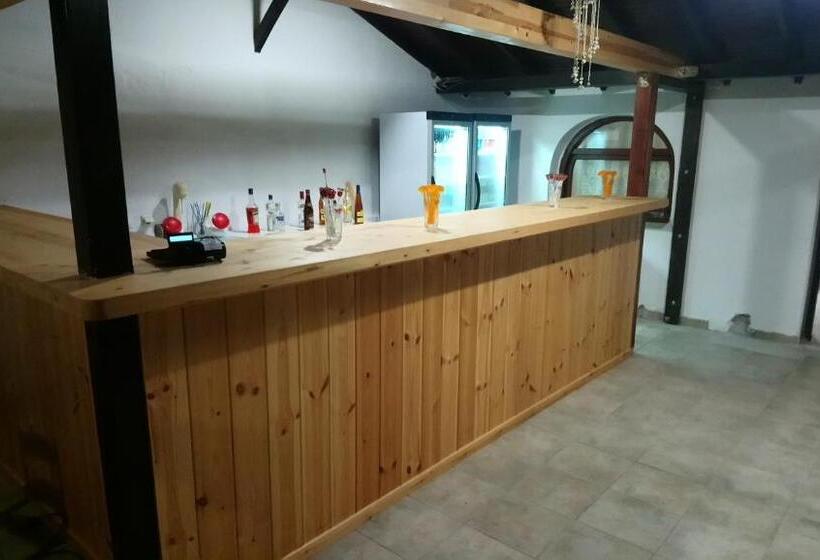 Семейный Номер Классика, Vergina Pension
