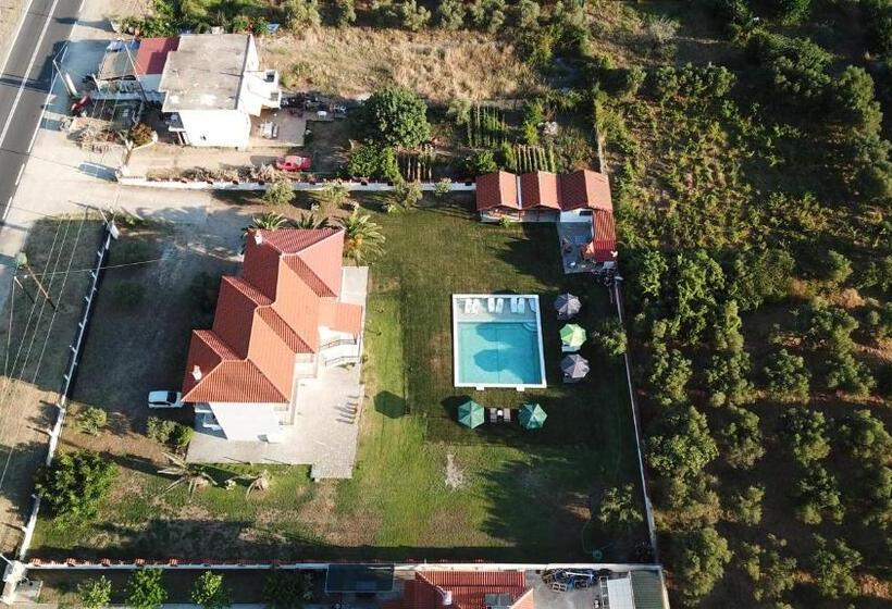 Семейный Номер Вид на Море, Vergina Pension