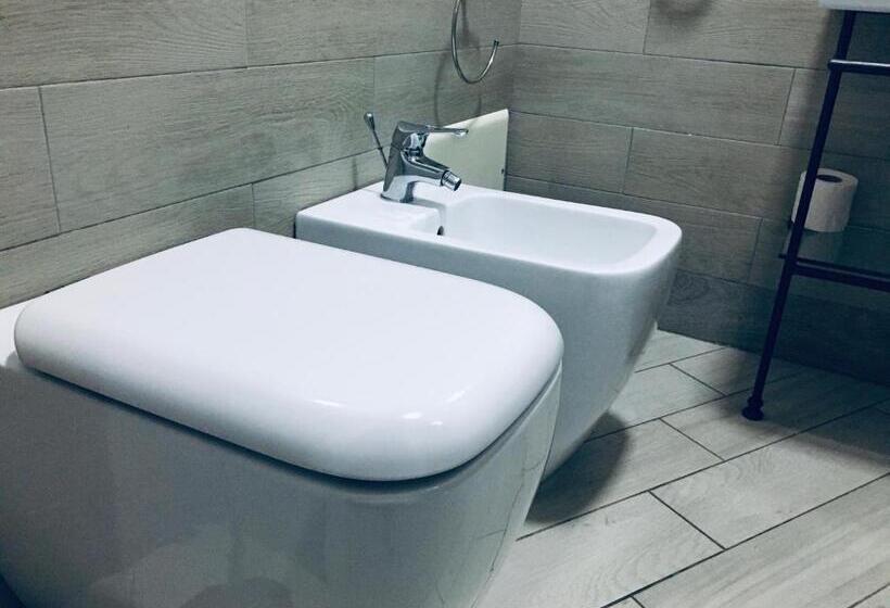 اتاق استاندارد با تخت بزرگ, B&b Fiumara