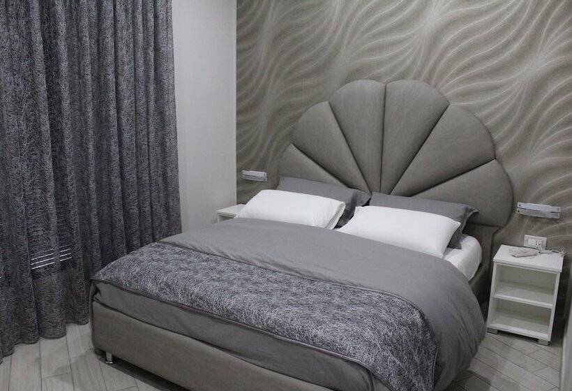 اتاق لوکس با بالکن, B&b Fiumara