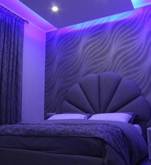 اتاق لوکس با بالکن, B&b Fiumara